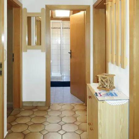 Neuner-2 By Interhome