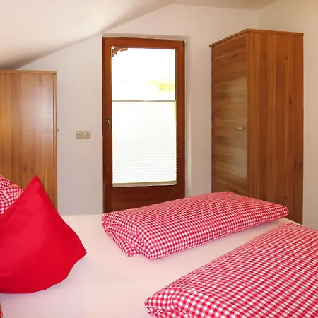 Neuner-2 By Interhome *