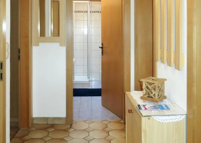 Neuner-2 By Interhome