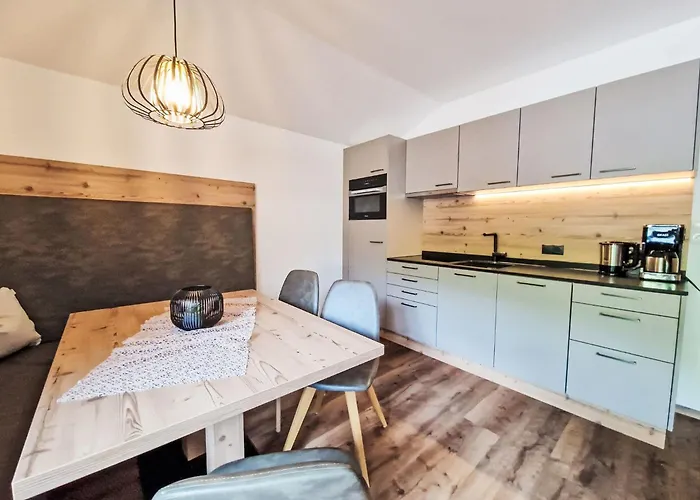 Neuner-2 By Interhome היפאך